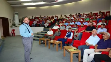 İmamlara Cami Şehir ve Medeniyet Konferansı Verildi