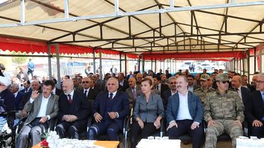 Van'da 3 Bin 400 Kişilik Caminin Temeli Atıldı