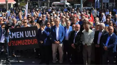 Dikili'de Gökmen Ulu ve Tutuklu Gazeteciler İçin Miting