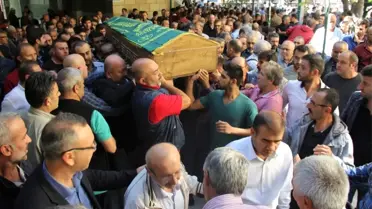 Gümüşhane'de Baba Cinnetine Kurban Giden Adam Defnedildi