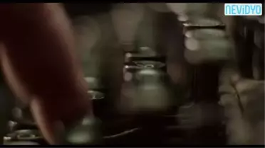 Çavdar Tarlasındaki Asi Fragmanı İzle