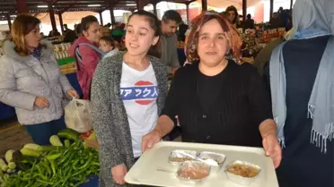 Kartal Ekolojik Pazar Esnafı Aşure Dağıttı