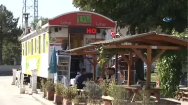 Demiryolları'ndan Emekli Oldu, Vagonu Kafeye Çevirdi