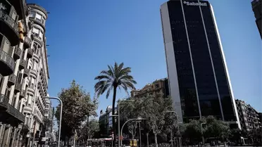 Tartışmalı Referandumdan Sonra Şirketler ve Bankalar Katalonya'dan Çıkıyor