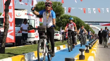 Manisa'da Fabrika Çalışanları Artık Bisikletle İşe Gidebilecek