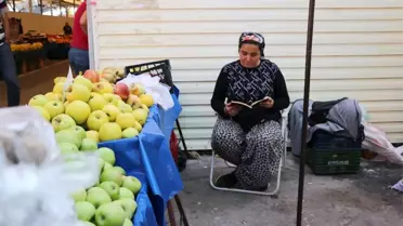 Armut Kasasının Altına Serdiği Gazeteleri Okuyarak Kadın Çiftçiler Şampiyonu Oldu