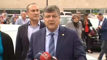 Kamil Okyay Sındır: 'Kontrol Altında Tutulmak Zorunda. Sağlık Durumu İyi Durumda'
