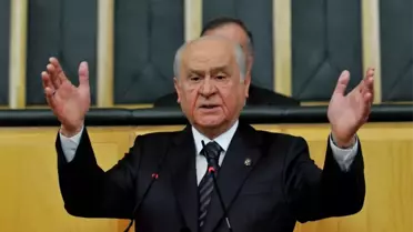 Bahçeli'den Davutoğlu'na: 'Durdun Durdun da Şimdi Niye Ortaya Çıktın?'