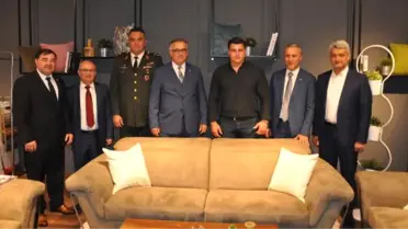 Dünya Şampiyonu Rıza Kayaalp, İnegöl'de Fuar Açılışına Katıldı