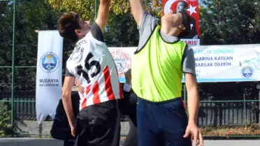 Mudanyalı Öğrenciler Basketbol Turnuvasında Yarıştı