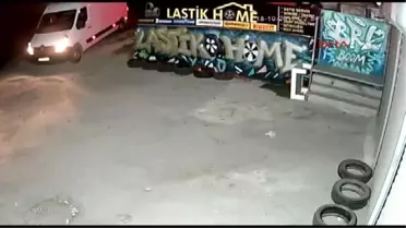 30 Bin Lira Değerindeki Lastiklerin Çalınma Anı Güvenlik Kamerasında