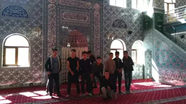 Öğrencilerden Örnek Davranış