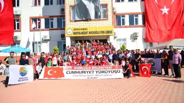 Kumluca'da Dördüncü Cumhuriyet Yürüyüşü Gerçekleştirildi