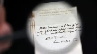 Einstein'ın Mutluluk Formülü Açık Arttırmayla Satıldı
