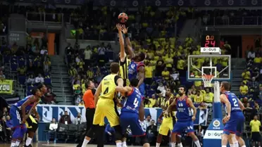 Euroleague'deki Türk Derbisinde Kazanan F.bahçe