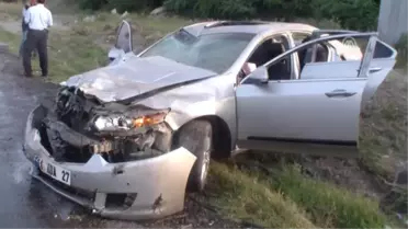 Hatay'da Trafik Kazası: 2 Ölü, 2 Yaralı