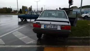 Kütahya'daki Kazada 6 Kişi Yaralandı