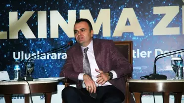 Van'da '1. Kent Ekonomisi ve Yerel Yönetimler' Zirvesi