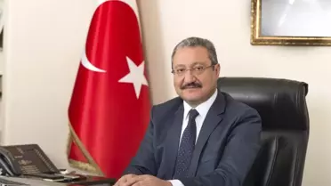 Erü Rektörü Güven'den 29 Ekim Mesajı