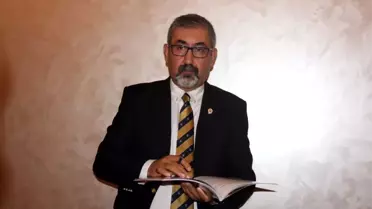 Prof. Dr. Dönmez: 'Beşiktaş'ta Çıkan Mezarlar Türk Mezarı Değil'