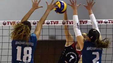 Voleybol Bayanlar 1. Lig: Gümüşhane Bld. Gençlerbirliği: 2 - Samsun Bşb Anakent : 3