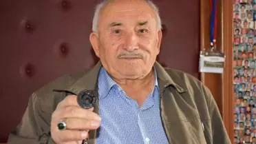 79 Yaşındaki Muhtarın 'İlginç' İsteği