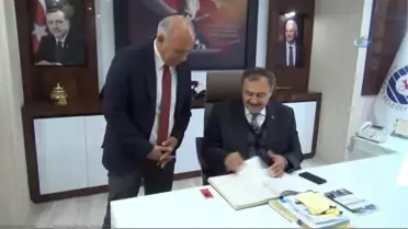 Bakan Eroğlu: 'Çalışmaktan Duygusal Olmaya Vakit Bulamadım'