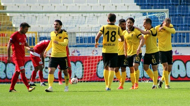 İstanbulspor Farklı Kazandı