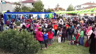 Avcılar'da 'Uçan Kütüphane' Açıldı