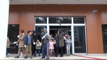 Özel Öğrenciler Lale Soğanlarını Toprakla Buluşturdu