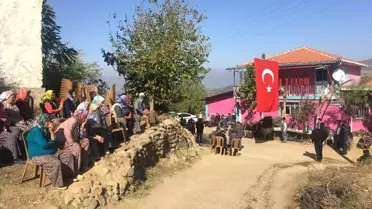 Şehidin Baba Evine Ateş Düştü