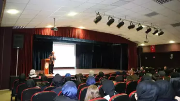 'Elektromanyetik Kirlilik' Ataşehir'de Öğrencilere Anlatılıyor