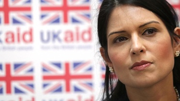 İsrail'le Gizli Görüşmeler Yaptığı Ortaya Çıkan İngiliz Bakan Priti Patel İstifa Etti!