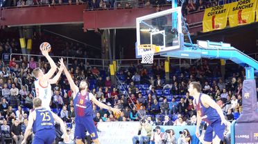 Efes İlk Galibiyetini Aldı
