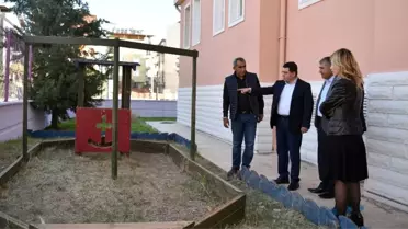 Miniklere Zeytinli Bahçe