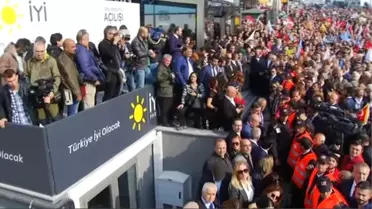 Akşener, Partisinin Genel Merkez Binasının Açılışında İstiklal Marşı ve Saygı Duruşunu Unuttu