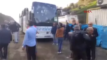 Artvin Hopa'da Taraftar Otobüsüne Taşlı Saldırı