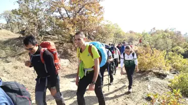 Ata'yı Anmak İçin Tırmandılar