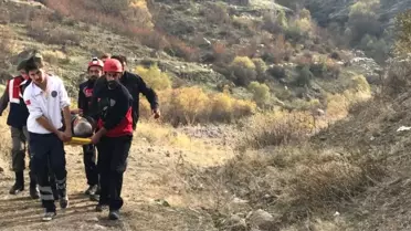 Derede Mahsur Kalan Balıkçıyı Umke Kurtardı
