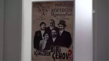Seyirci Gelmeyince 'Evde Tiyatro'Ya Başladı