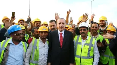 Cumhurbaşkanı Erdoğan, Yapımı Süren Havalimanı Yeni Terminal Binasını Ziyaret Etti