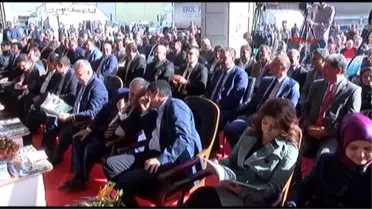 Antalya Domatexpo'da Türkler ve Ruslar Domates Yeme Yarışı Yaptı