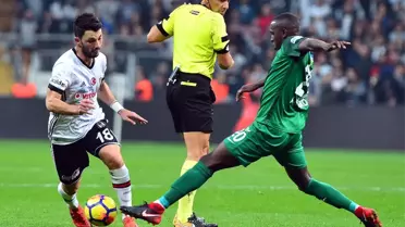 İlk Yarı Sessiz Bitti
