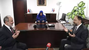 Diyanet'in İlk Kadın Başkan Yardımcısı Huriye Martı Görevine Başladı