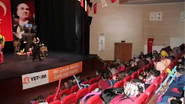 Dünya Çocuk Hakları Günü'nde Yetim Çocuklara Özel Eğlence Düzenledi