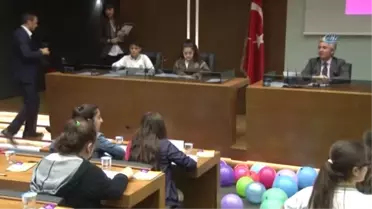 Şişli'de Yaşayan Çocuklar 'Çocuk Meclisi' Kurdu
