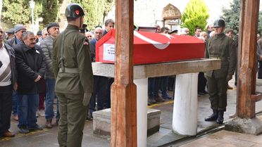 Emekli Albay Çavdar Toprağa Verildi