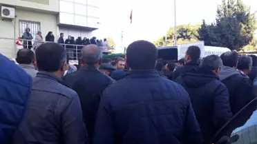 Motosiklet Kazasında Ölen Genç Aliağa'da Defnedildi