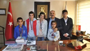 Şampiyon Özel Sporcular Başarılarını Başkan Dinçer'le Paylaştı
