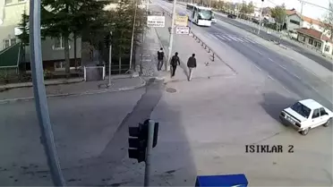 Kaza Anı Güvenlik Kamerasında